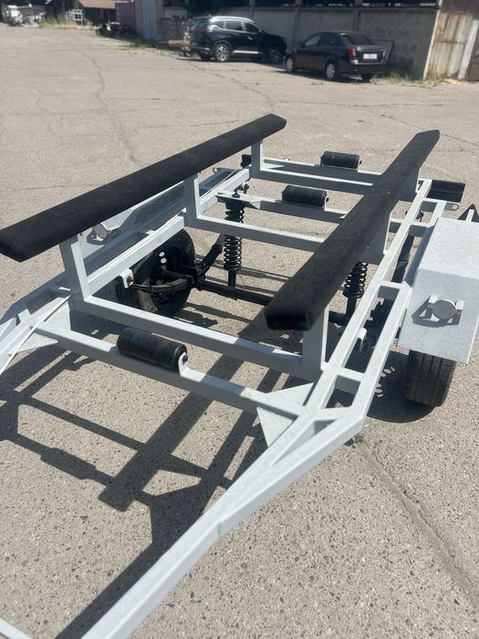 Лодочный прицеп - новый