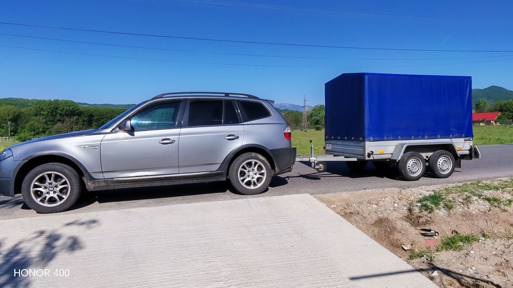 BMW X3 cu remorca 2 axe vând sau schimb cu duba