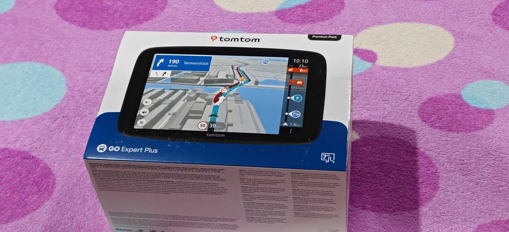 Navigator GPS TomTom Truck GO Expert PLUS 7" Premium Pack cu hartă mondială, actualizare trafic și rutări pentru camioane [4YD70] 8YE7.002.20.1