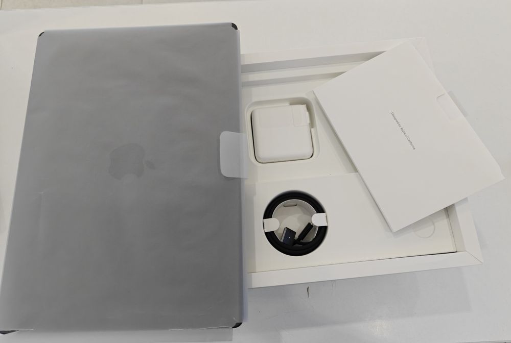 MacBook Pro 14 M4PRO 24/1TB новый
