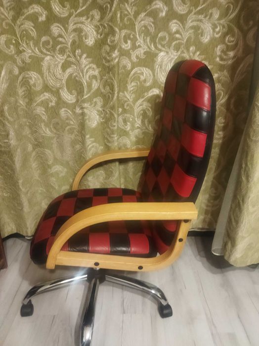 Кресло офисное, компьютерое