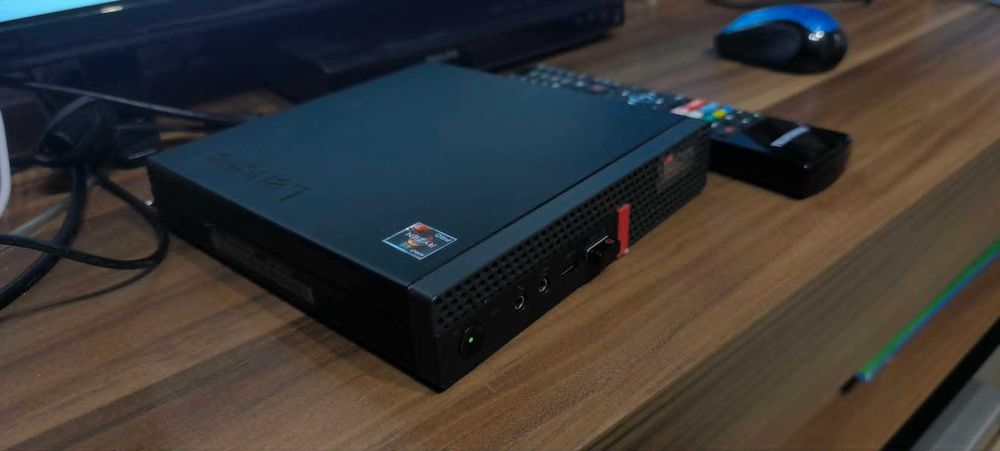 Lenovo ThinkCentre МИНИ M75q G1 Tiny, Ryzen 3 3200GE, 16GB, 256GB NVMe