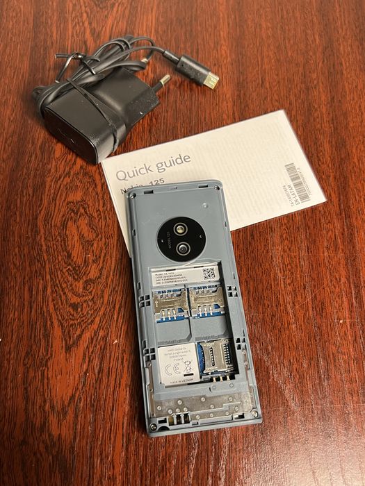Кнопочный телефон Nokia 125