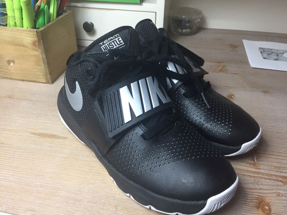 Adidași Nike marimea 36!!!