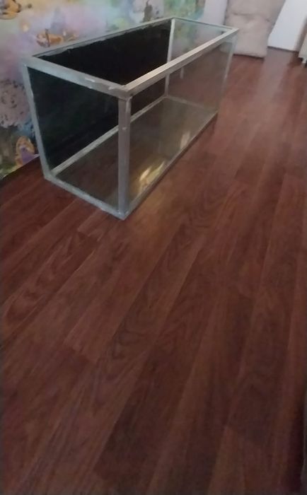 Продам  аквариум