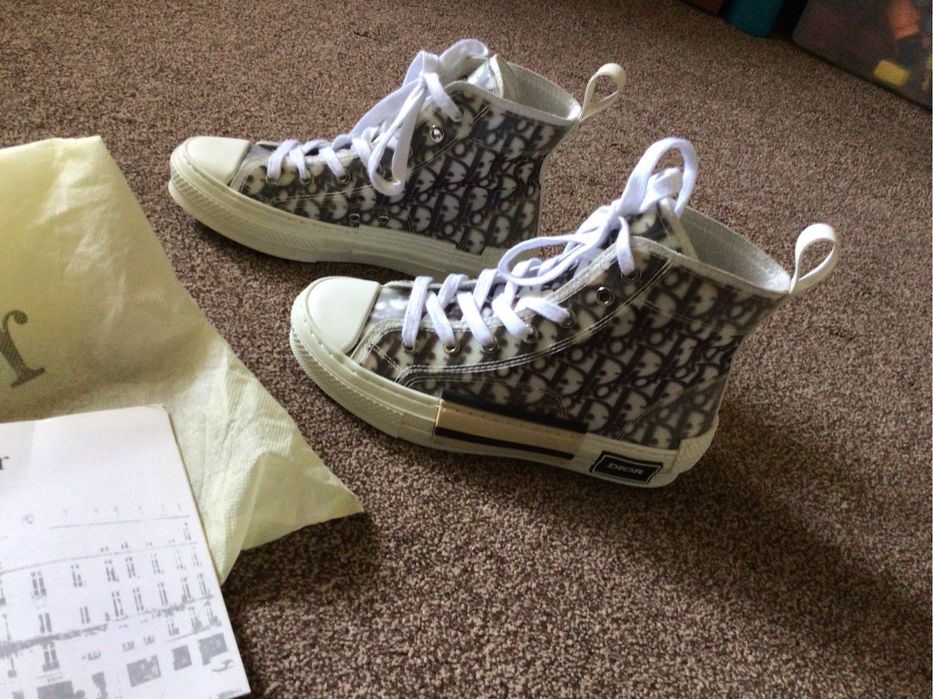 Кеды сникерсы Dior.