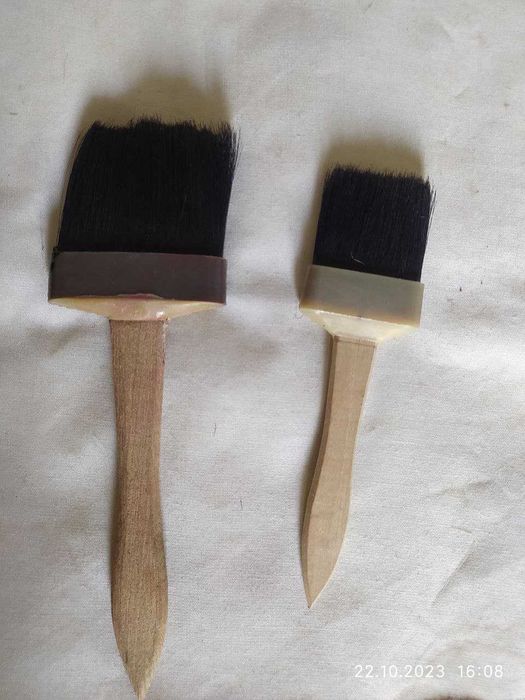 Щетки, кисточки новые .