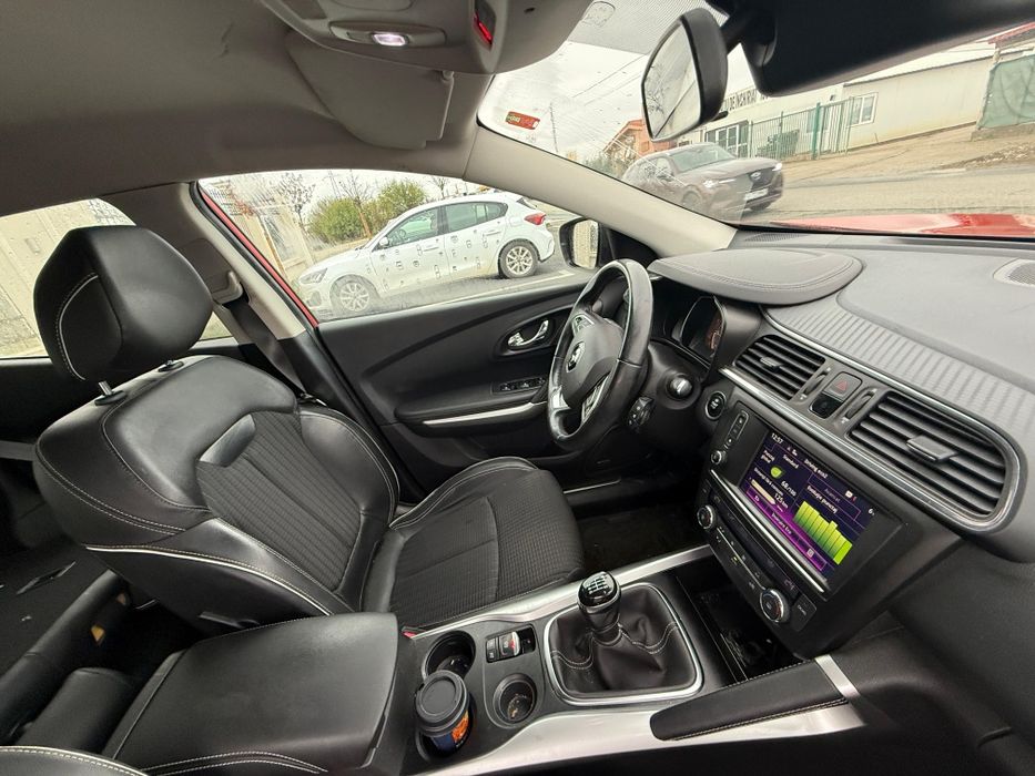 Renault kadjar 1.6 dci avariat
