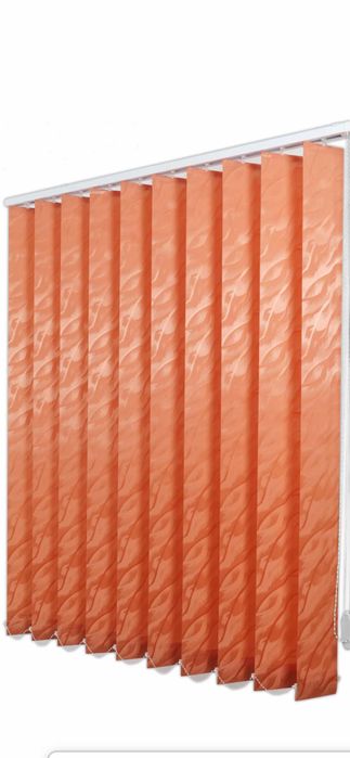 Efectuam pe baza de comanda Jaluzele Verticale la pret de fabrica