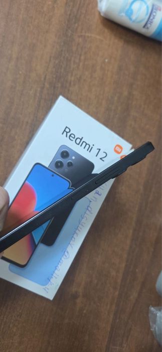 Продам Redmi 12