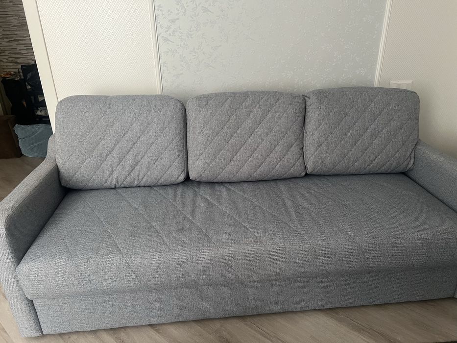 Диван раскладной.