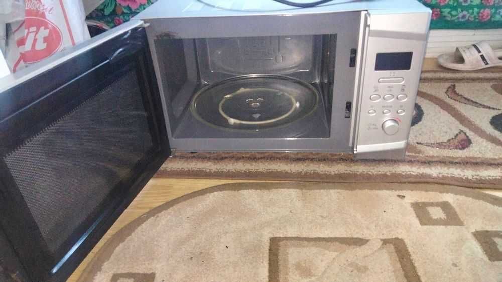 Cuptor cu microunde Haier