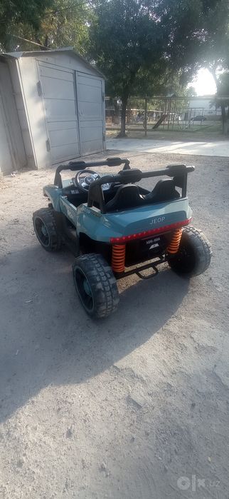 Bollar mashinasi Jeep sotiladi