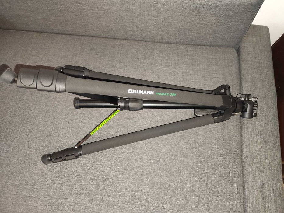 Aparat foto-video 4k Mirrorless Sony Alpha A6100 + obiective kit