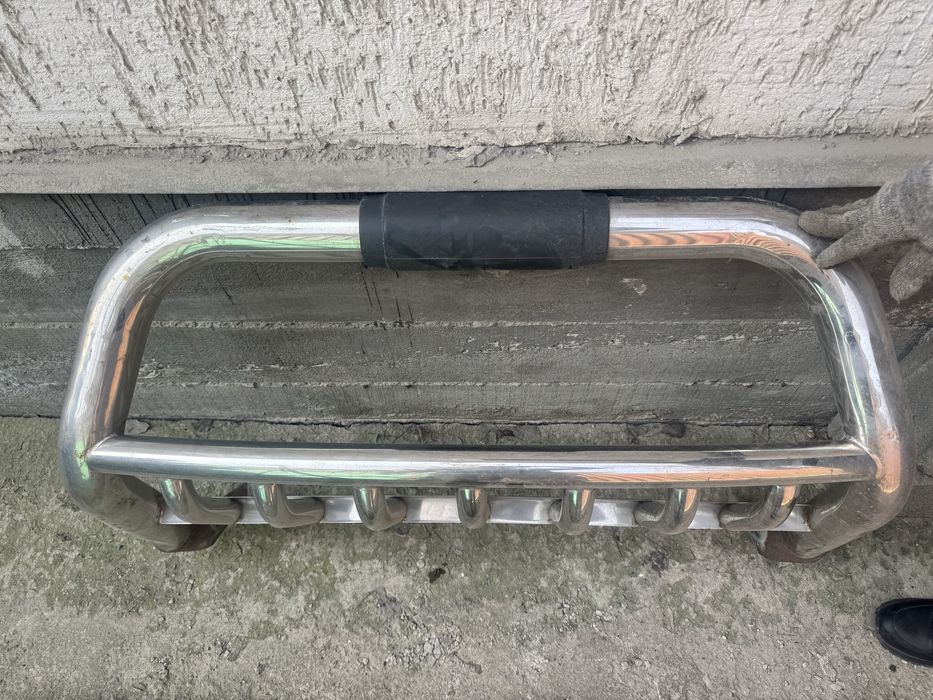 Продам Кенгурятник.