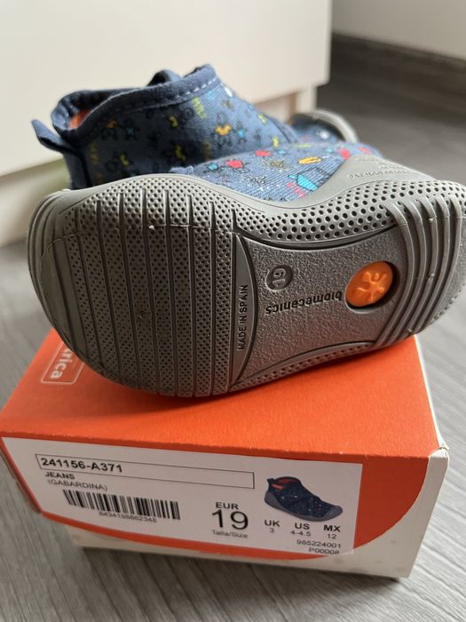 Papucei Biomecanics marime 19