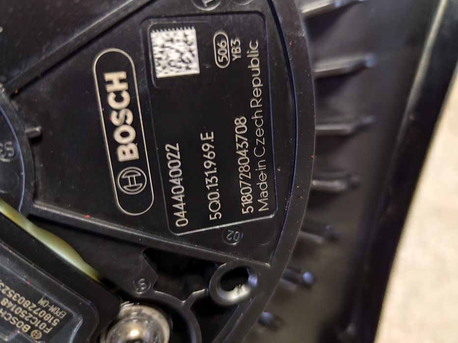 Rezervor adblue Skoda Octavia 3 Passat B8