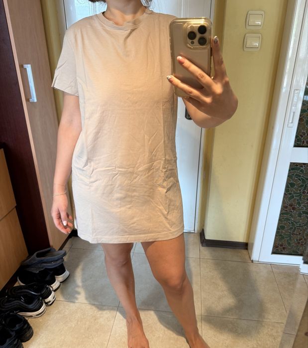 Рокля тип тениска H&M