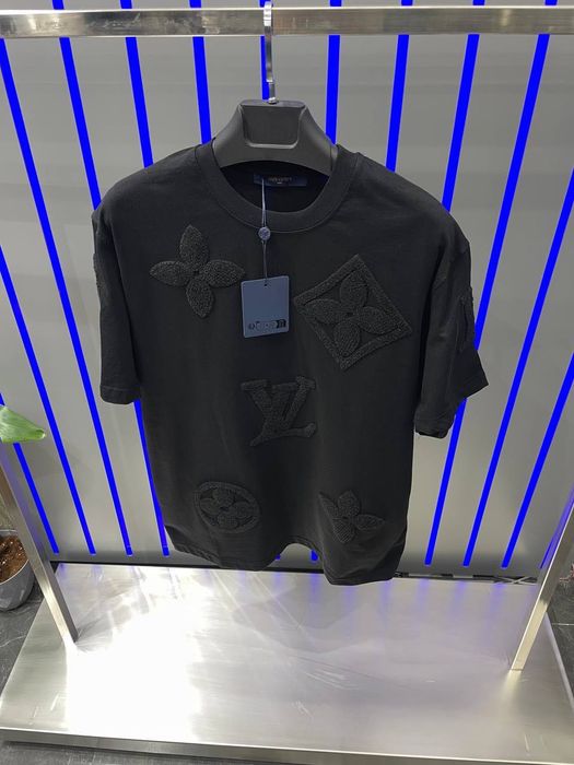 Мъжки тениски [ARMANI,GUESS,GUCCI и други]