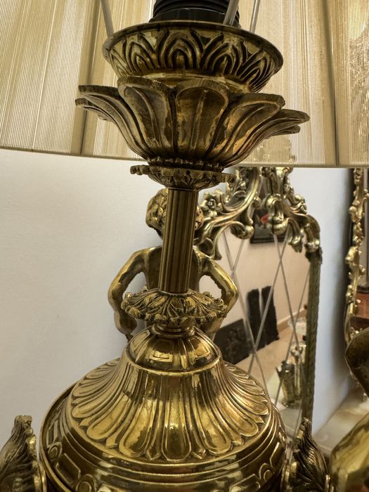 Lampadar din bronz