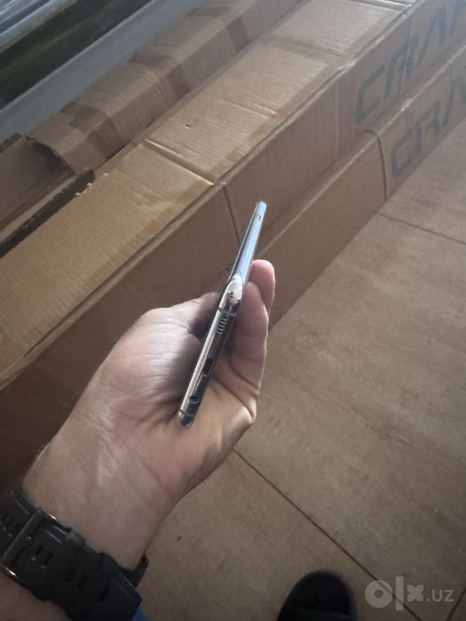 Samsung S10+5g xotira 8/256
