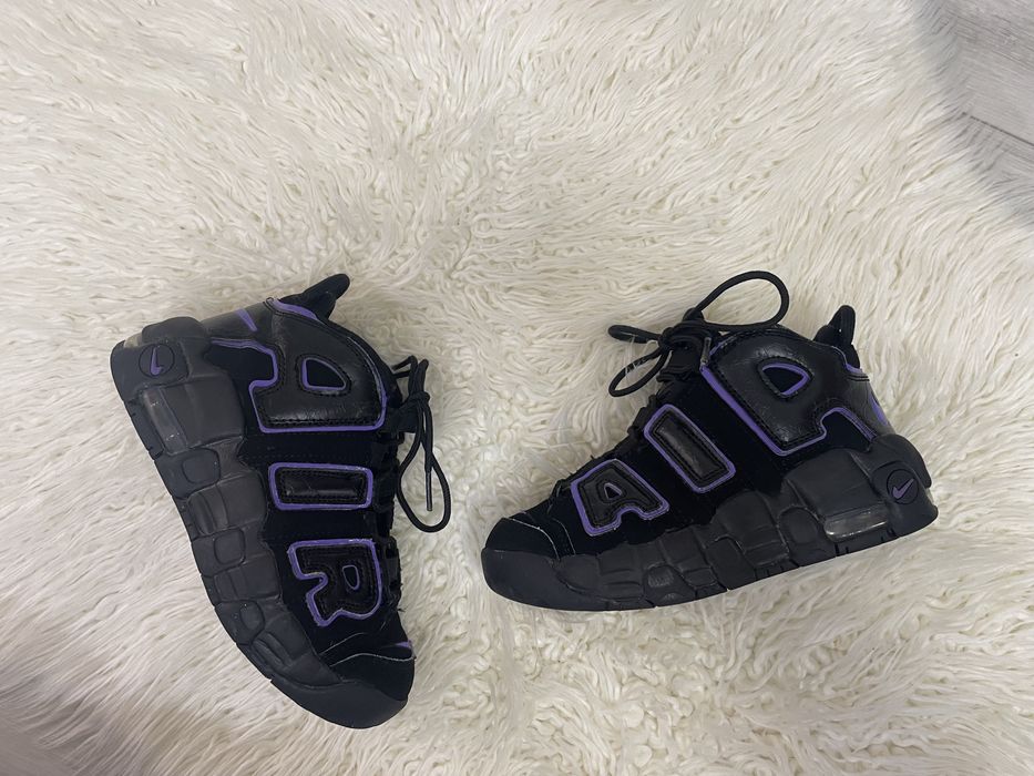 Adidași Nike Uptempo mărime 33