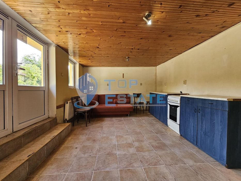 Продава се Къща в с. Хотница, Област Велико Търново - 100 кв.м за 295 €/кв.м - Снимка #2