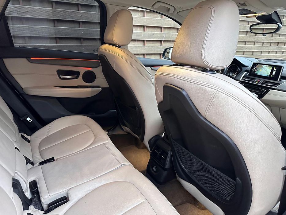 - Bmw Seria 2-  Luxury Line - 2017/10 - Facelift -