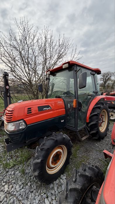 Tractoare Japoneze Kubota Kingwel – tractor japonez cu cabina