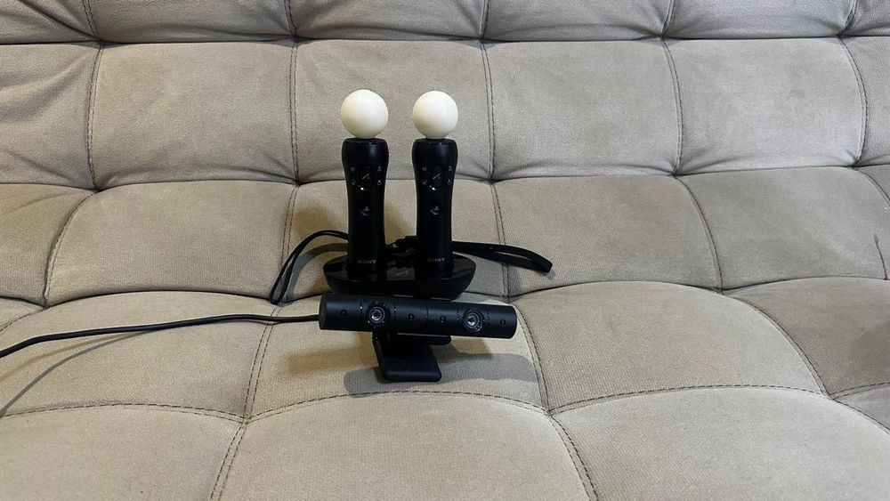 Продам PS VR в отличном состоянии!