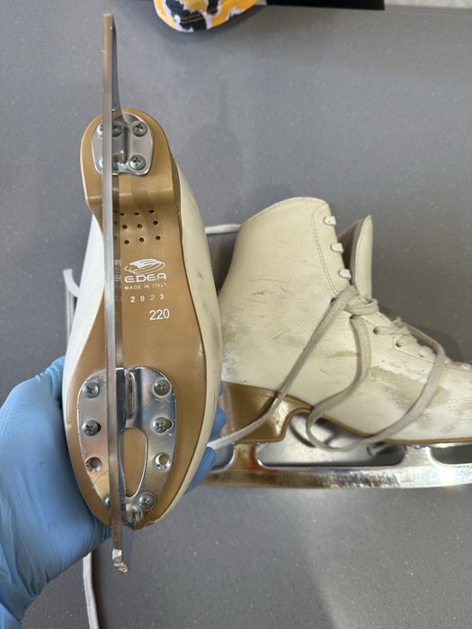 Коньки для фигурного катания ADEA