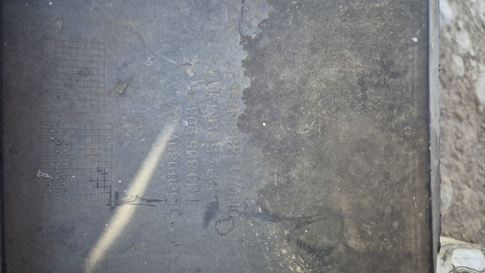 Оригинални Предни Брони за Голф 4