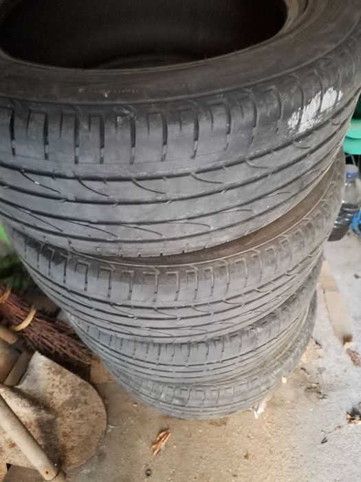 4 Cauciucuri mărimea 235/55 R17
