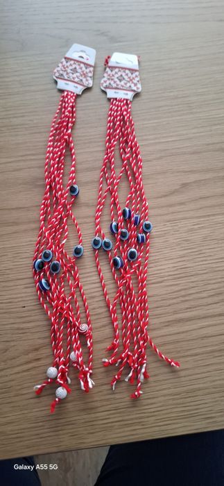 Мартеници по 5 и 10 броя