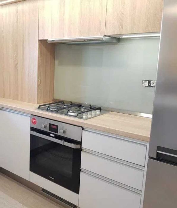 Дава се под наем Четиристаен апартамент в Бургас, Сарафово - 95 кв.м за 255 € - Снимка #2