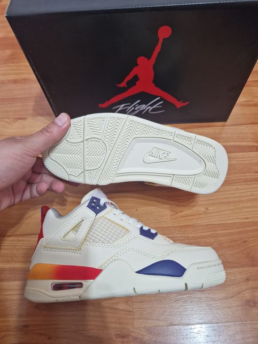 Adidași Jordan patru