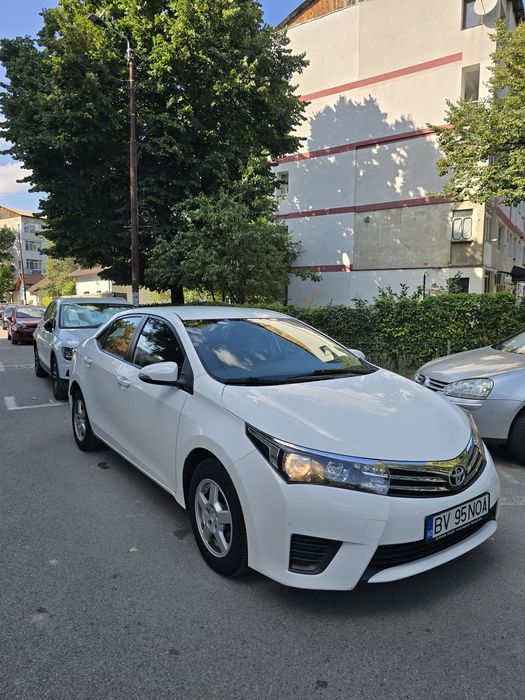 Toyota Corolla 2015, 1.33 manuală