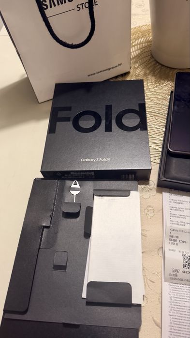 Samsung Z fold 4 gold