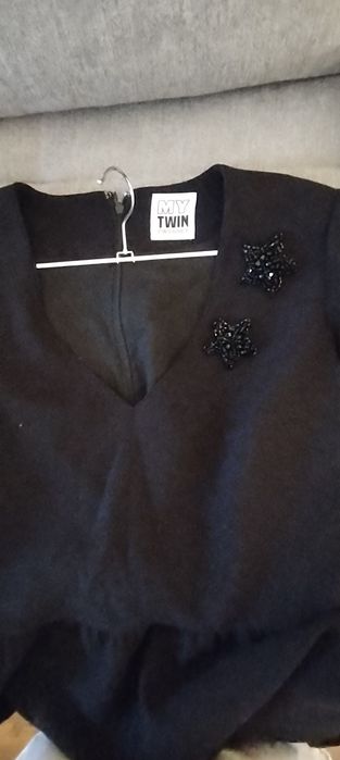 Продавам  официални черни рокли  и сива официална рокля