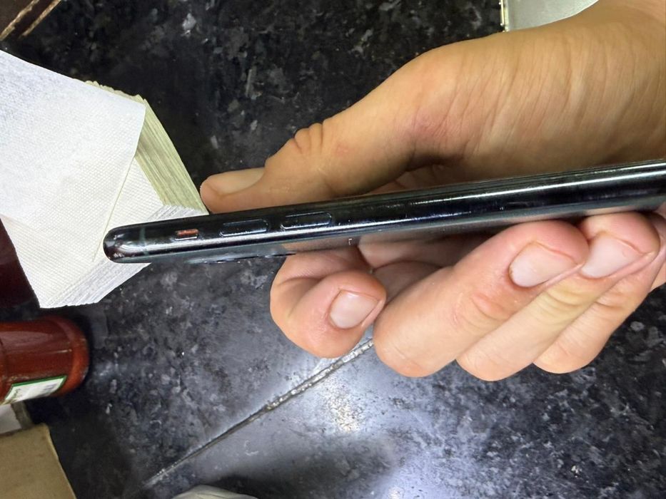 iPhone 11 pro 64/100