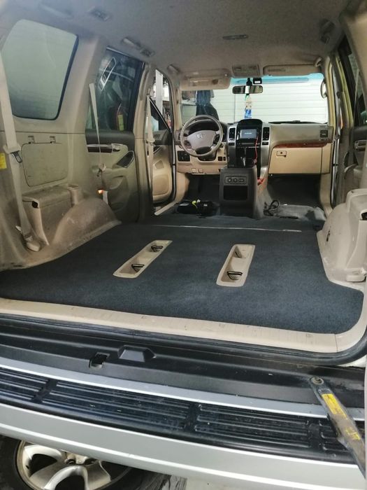 Потолок перетяжка автомобиля