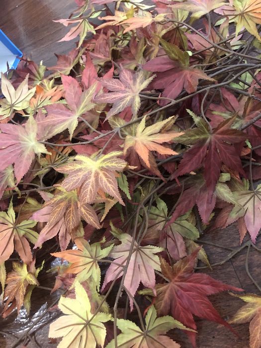 Продаю ветки дерева искусственные