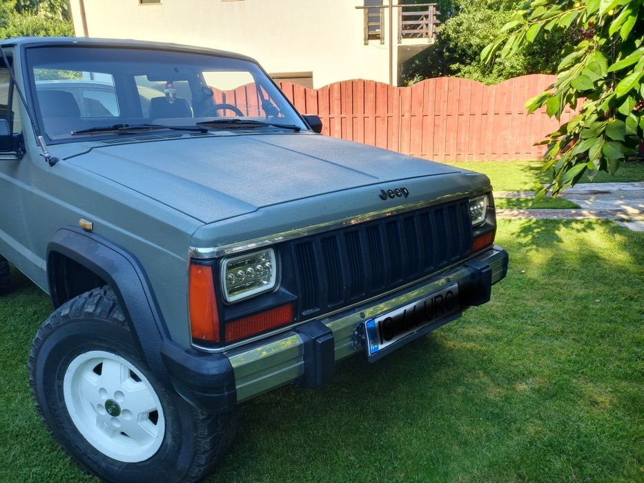 JEEP Cherokee 1986 — imagine 2