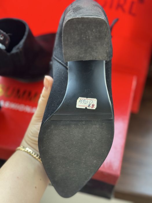 Замшевые сапоги фирмы summer girl