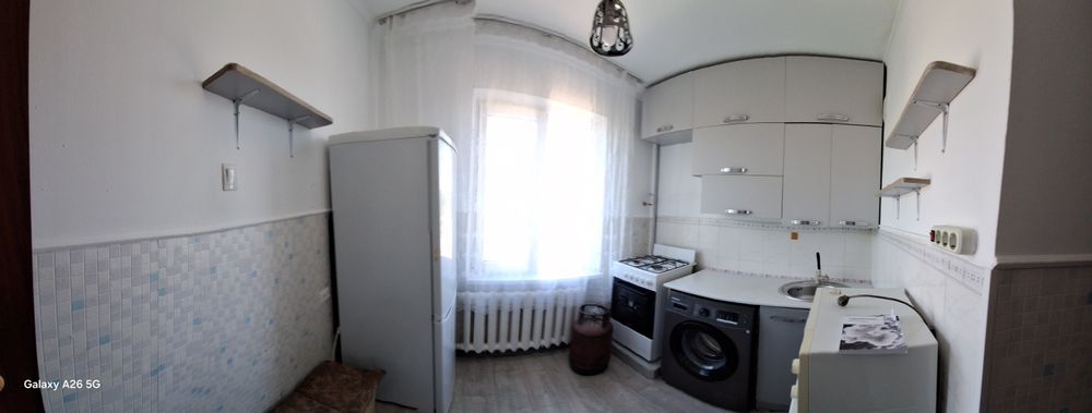 Продам трехкомнатную квартиру