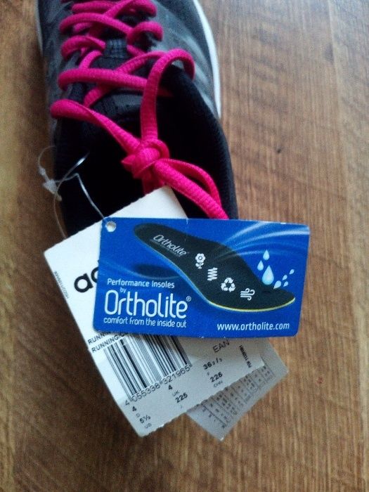 Продавам: Нови маратонки adidas