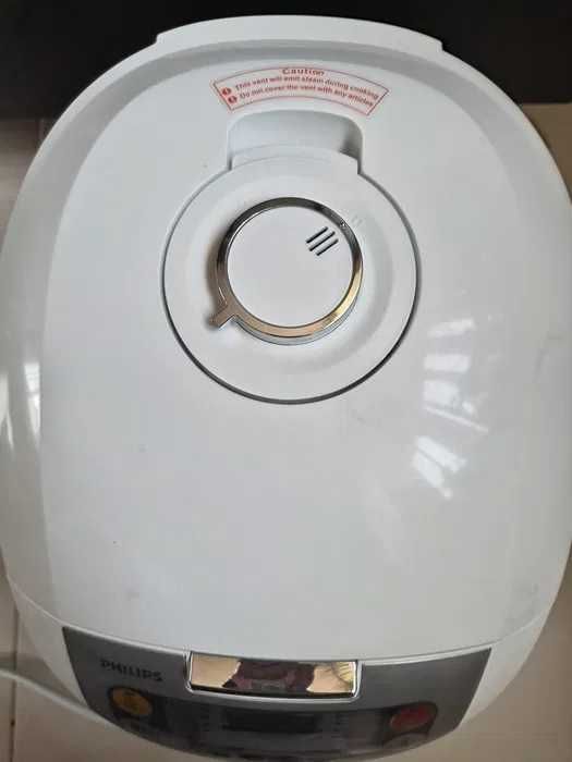 Мултикукър Philips