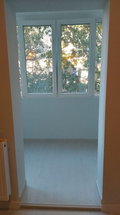 Vand apartament 2 camere PB Decomandat Decebal