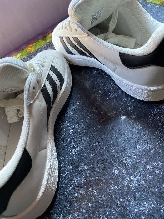 Adidas Gampus nr 40 Noi