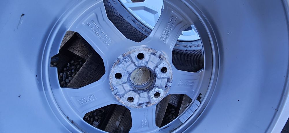 Jante Anvelope Original Audi Q3 F3  215/65 R17 99H  Continental WinterContact TS850P  AO  5x112  6.5Jx17  Et.38 Skoda Kodiaq Seat Sharan Vw Tiguan